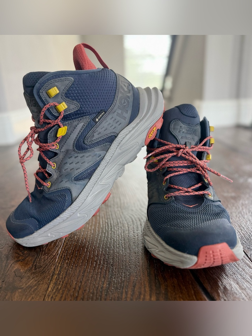 Hoka One One Anacapa 2 Mid GTX